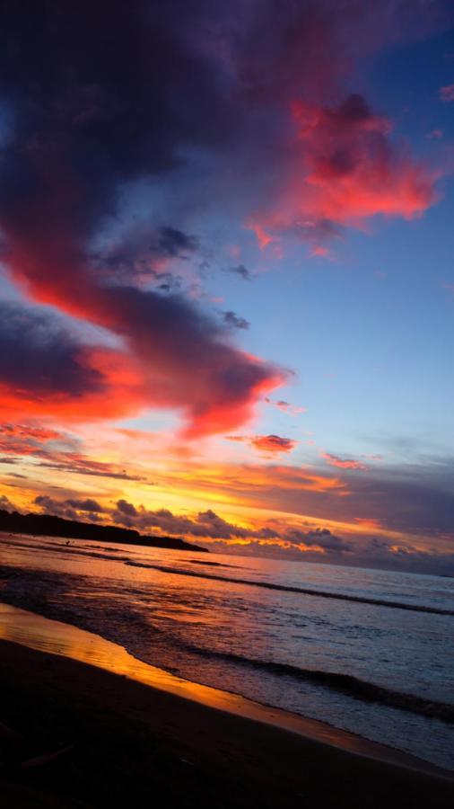 Nahualli Hostel Tamarindo Bagian luar foto